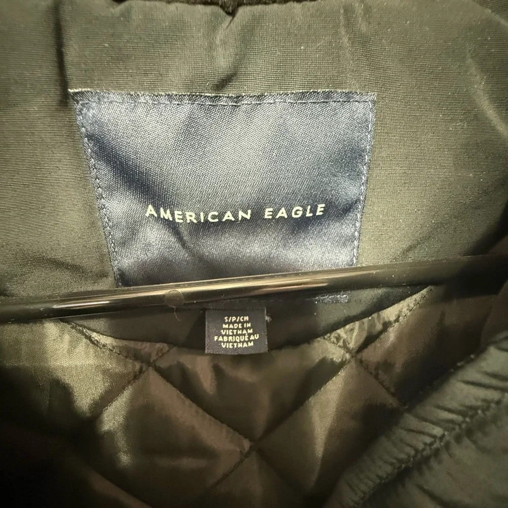 American Eagle Outfitters Women's Dark Gray Puffer Coat - Picture 2 of 3